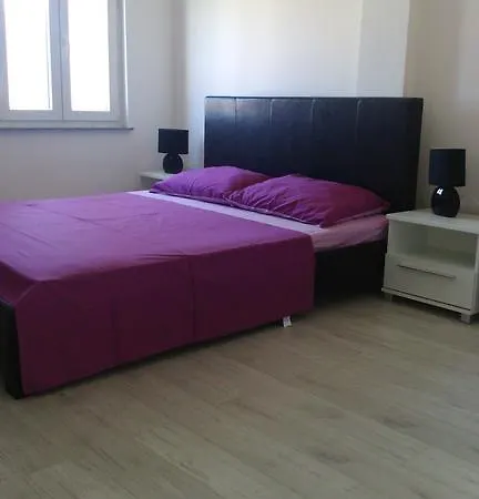 Svetic Apartamento Novi Vinodolski