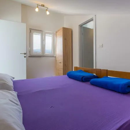 Svetic Apartment