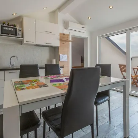 Apartment Svetic Novi Vinodolski